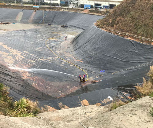 临城废水池清理